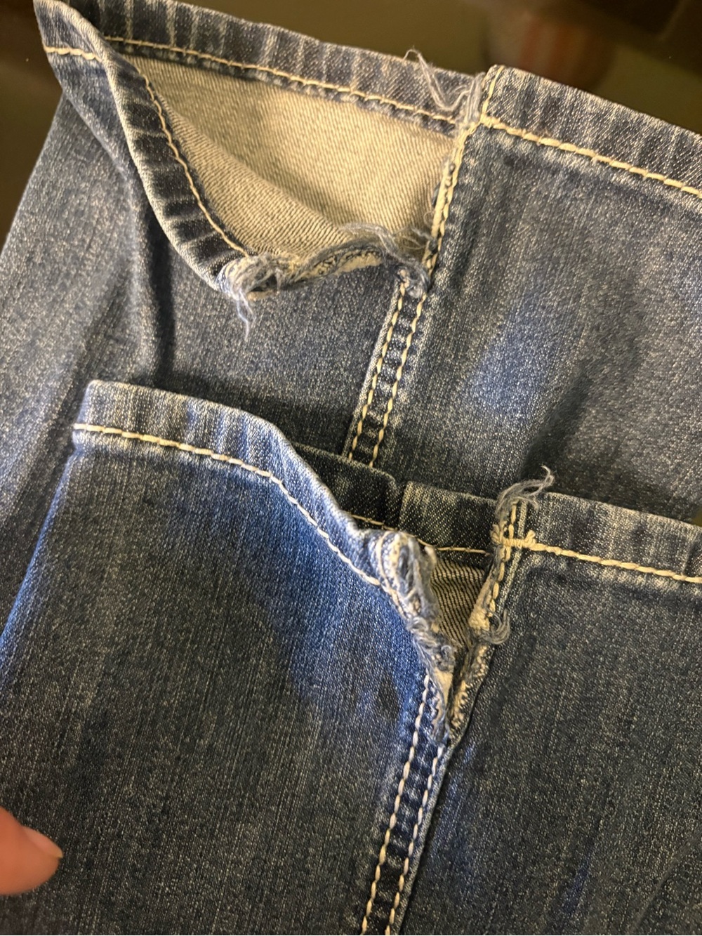 Rock and Roll Men's Straight Leg Jeans in Faded Blue Wash - Picture 5 of 11